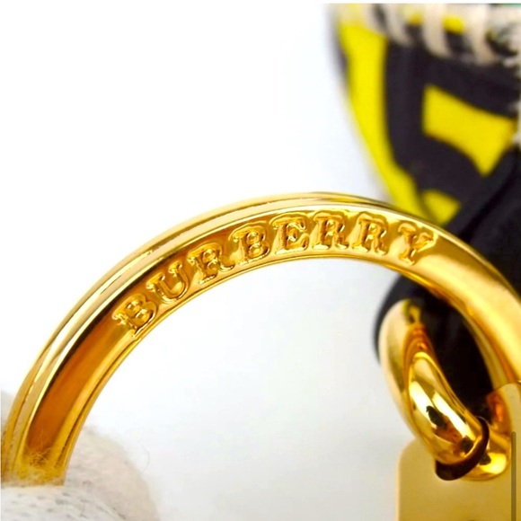 ‼️SOLD ‼️BURBERRY AUTHENTIC BIRD BAG CHARM-AMAZING CONDITION!! - Picture 5 of 6